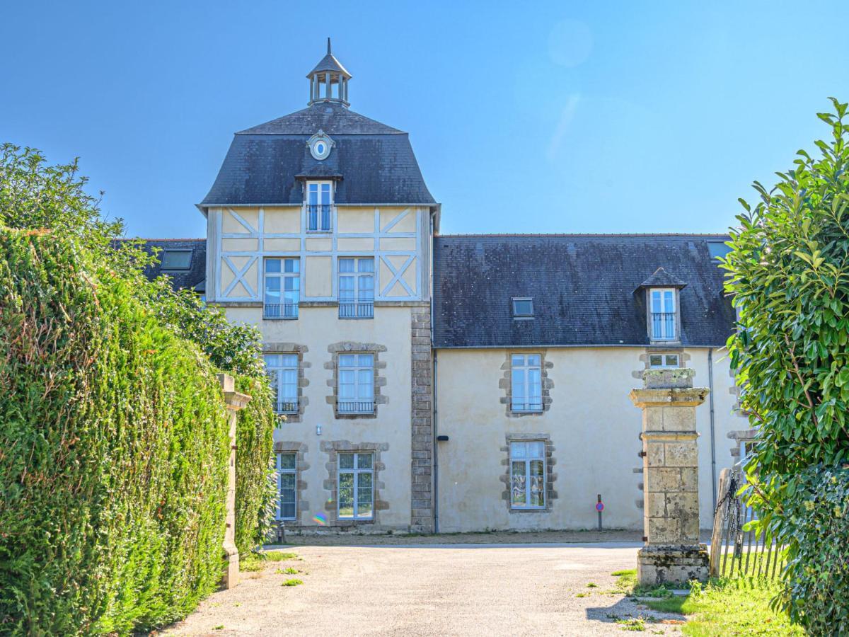 Apartment Le Chateau De Kergonano-13 By Interhome Baden Eksteriør billede